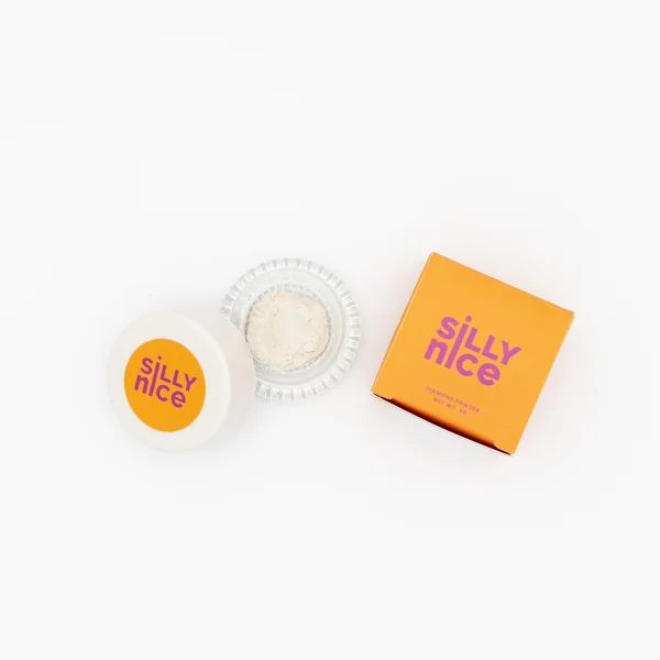Silly Nice Diamond Powder packaging and product
